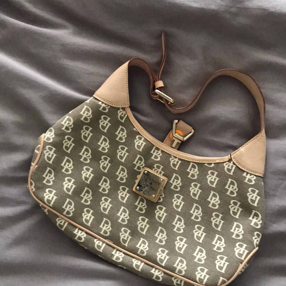 Dooney & Bourke purse